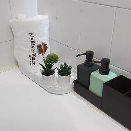 Myriverplace N 4 Private Terrace River View Porto